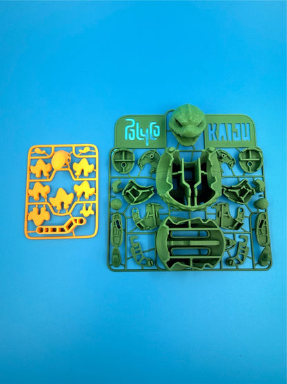 Kaiju model kit keychain_green